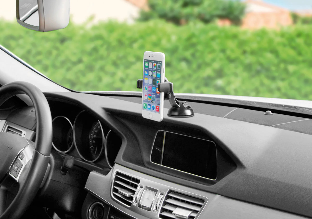 Atmos Fin, porta telefono con ventosa adesiva montato sul veicolo