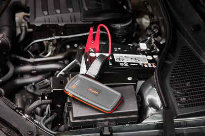 BATTERYstart 200, avviatore di emergenza con funzione power montato sul veicolo, vista 5