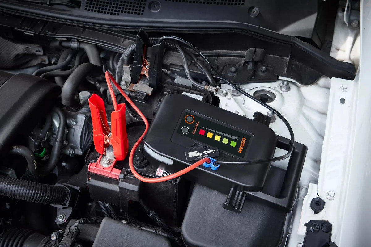 BATTERYstart PRO 1000, avviatore di emergenza ad alta montato sul veicolo