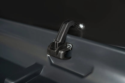 Box 400, box tetto — sistema di aggancio alle barre: doppio set di cavallotti (4x60 mm + 4x92 mm)
