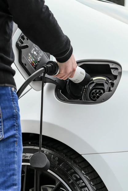 Carica batteria portatile per veicoli elettrici montato sul veicolo, vista 3