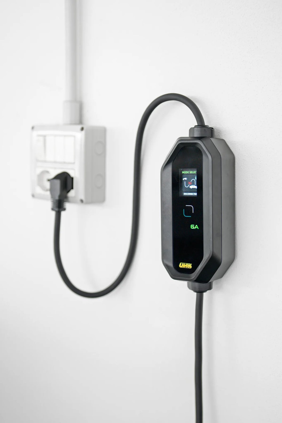 Carica batteria portatile per veicoli elettrici montato sul veicolo, vista 7