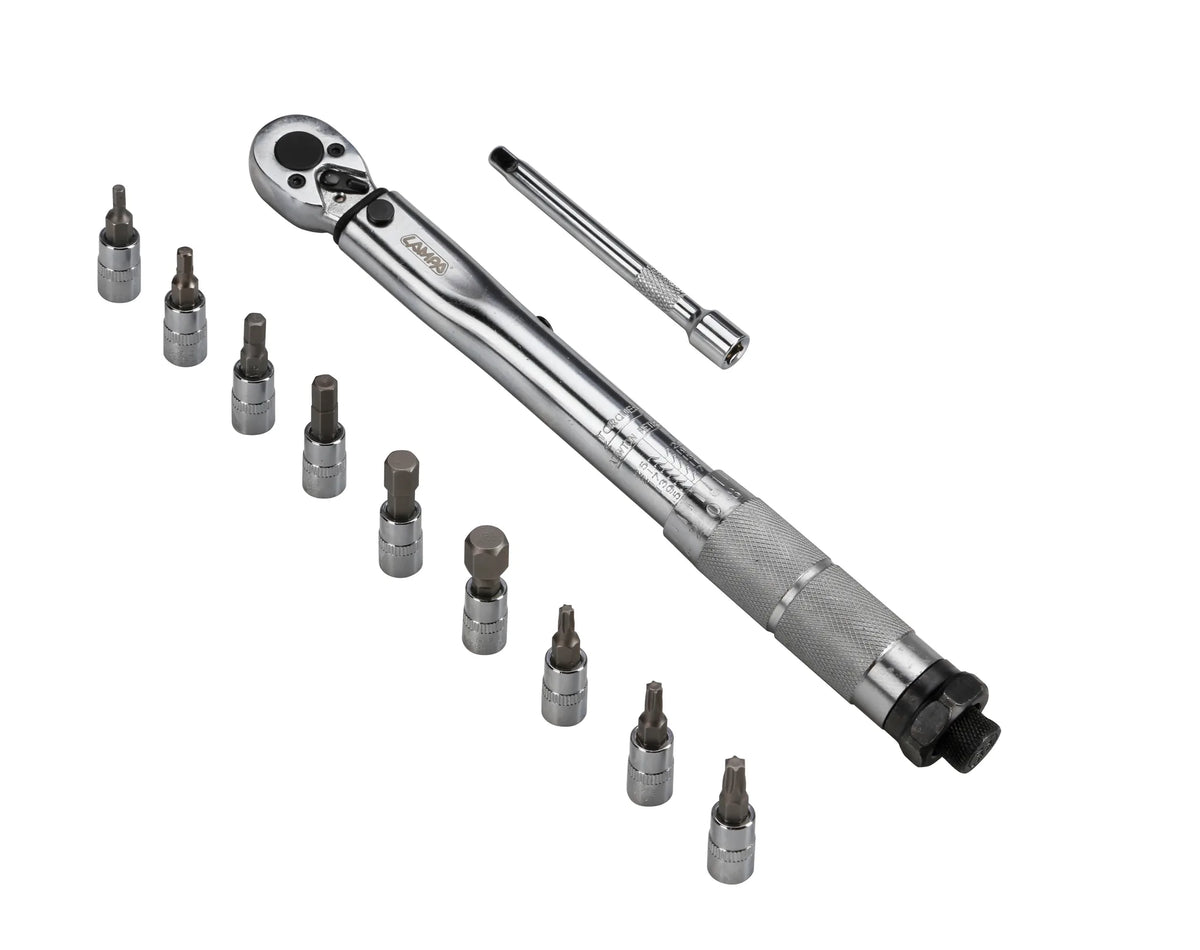 Chiave dinamometrica con cricchetto reversibile 1/4" - 5-25 — con 9 adattatori in CRV e prolunga 10 cm