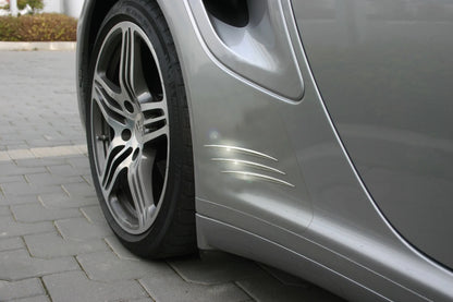 Chrome Decos, decorazioni adesive cromate, 2 pz - 290 mm montato sul veicolo