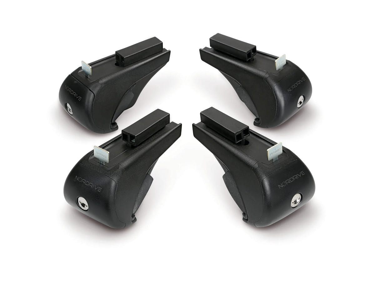 Evos RS (Rail Steel), kit 4 piedi per barre in acciaio su fondo bianco
