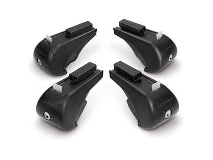 Evos RS (Rail Steel), kit 4 piedi per barre in acciaio su fondo bianco