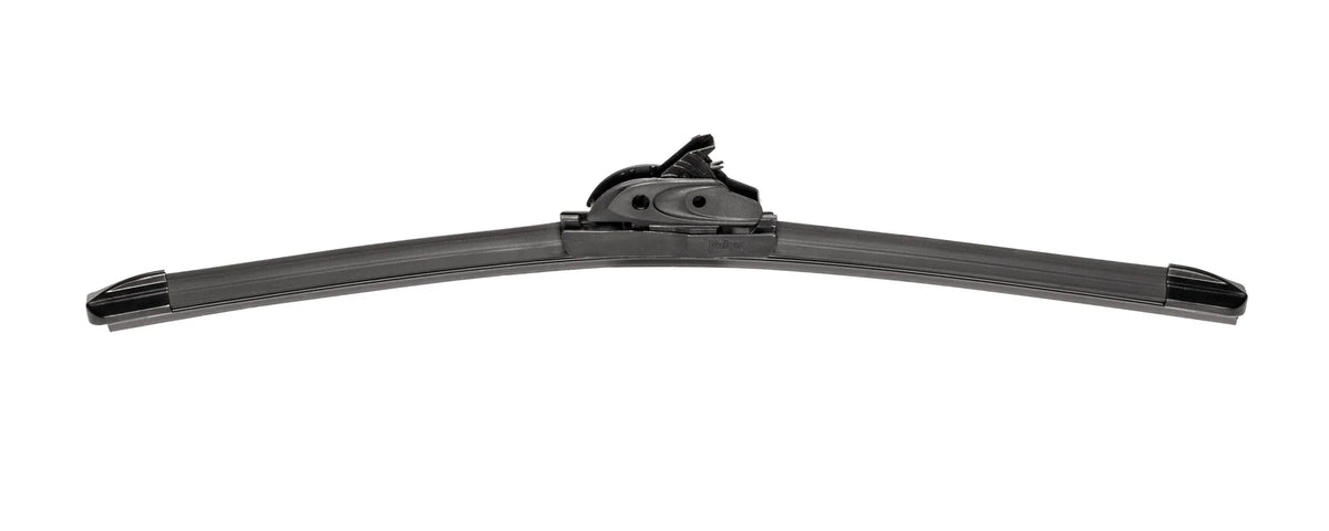 First Flat Blades, spazzola tergicristallo su fondo bianco, vista 9
