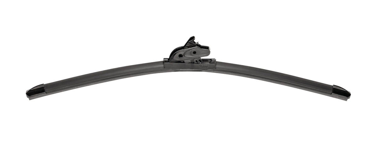 First Flat Blades, spazzola tergicristallo su fondo bianco, vista 12
