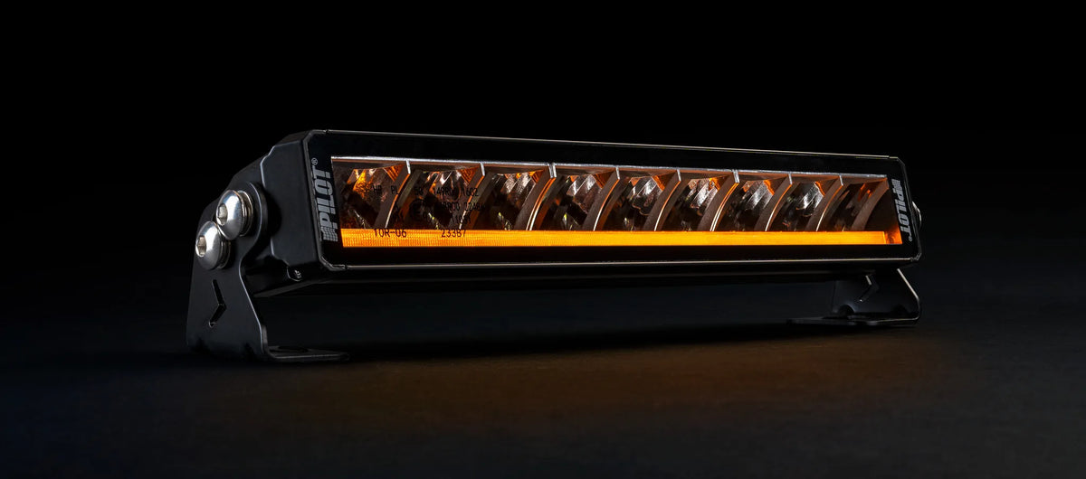 Glare Blade-30, barra multifunzione a Led - 12/24V su fondo bianco, vista 8