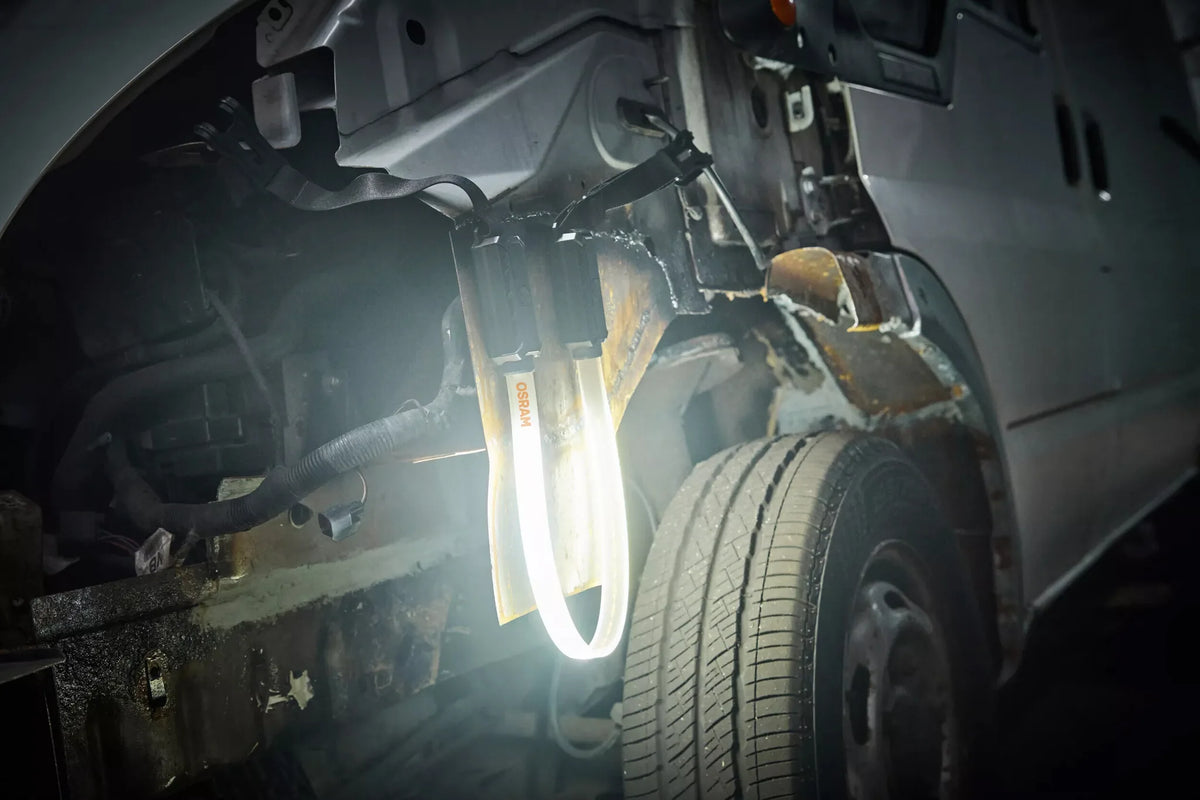 LEDinspect FLEXIBLE INSPECTION LIGHT, torcia da ispezione montato sul veicolo, vista 5