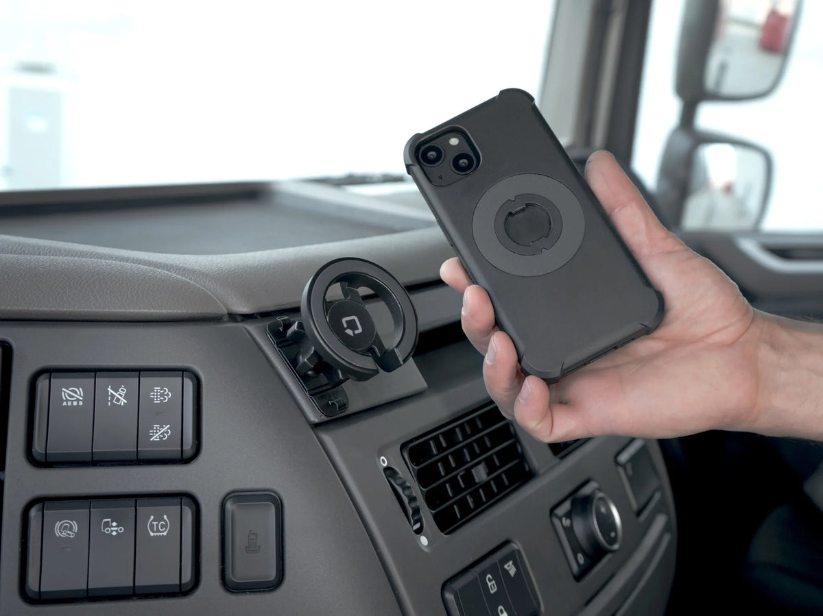 Mag Pro Stick, Porta telefono magnetico con attacco adesivo montato sul veicolo