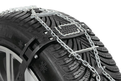 Pilot-Pro XL, Catene da neve SUV e furgoni su fondo bianco, vista 9