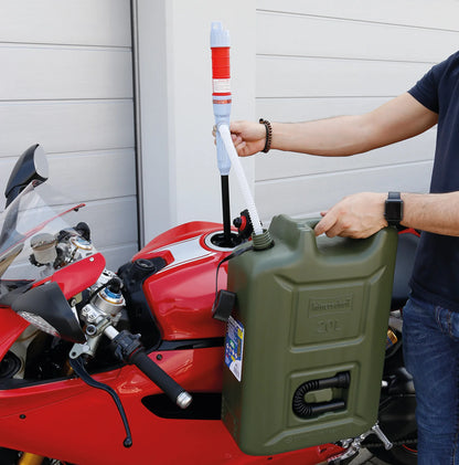 Pompa a batteria per travaso liquidi - 6 L/min montato sul veicolo, vista 6