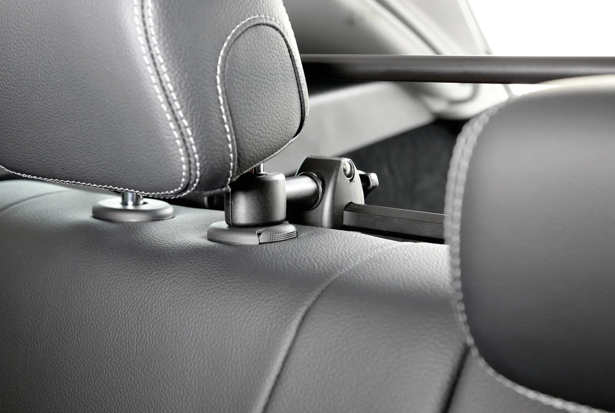 Premium-Guard, griglia divisoria in acciaio - Type 3 - montato sul veicolo