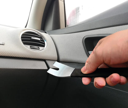 Remover-Pro, utensile per rimozione rivestimenti interni montato sul veicolo, vista 3