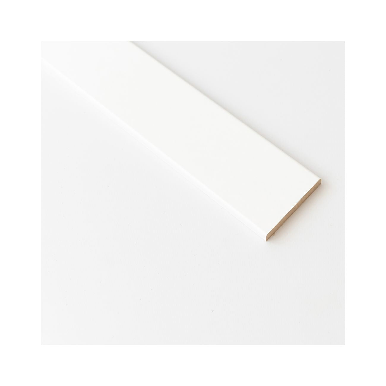 Coprifilo in mdf bianco r6 mm.10x70x2400 - 10 pz