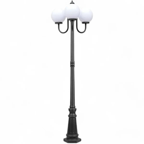 Lampione 3 Luci Su Palo Modello Sfera - 3x100w IP44 cm.230h. colore nero  