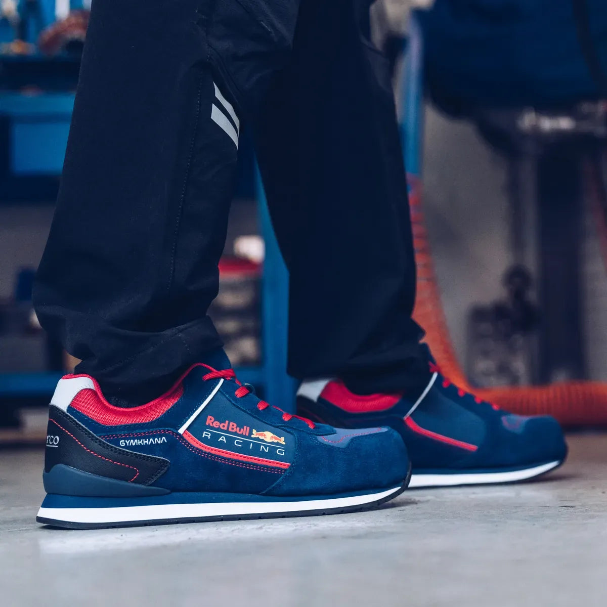 Scarpe antinfortunistiche basse Sparco Gymkhana Red Bull ESD S3S SR FO HRO blu marine e rosso – vista 3