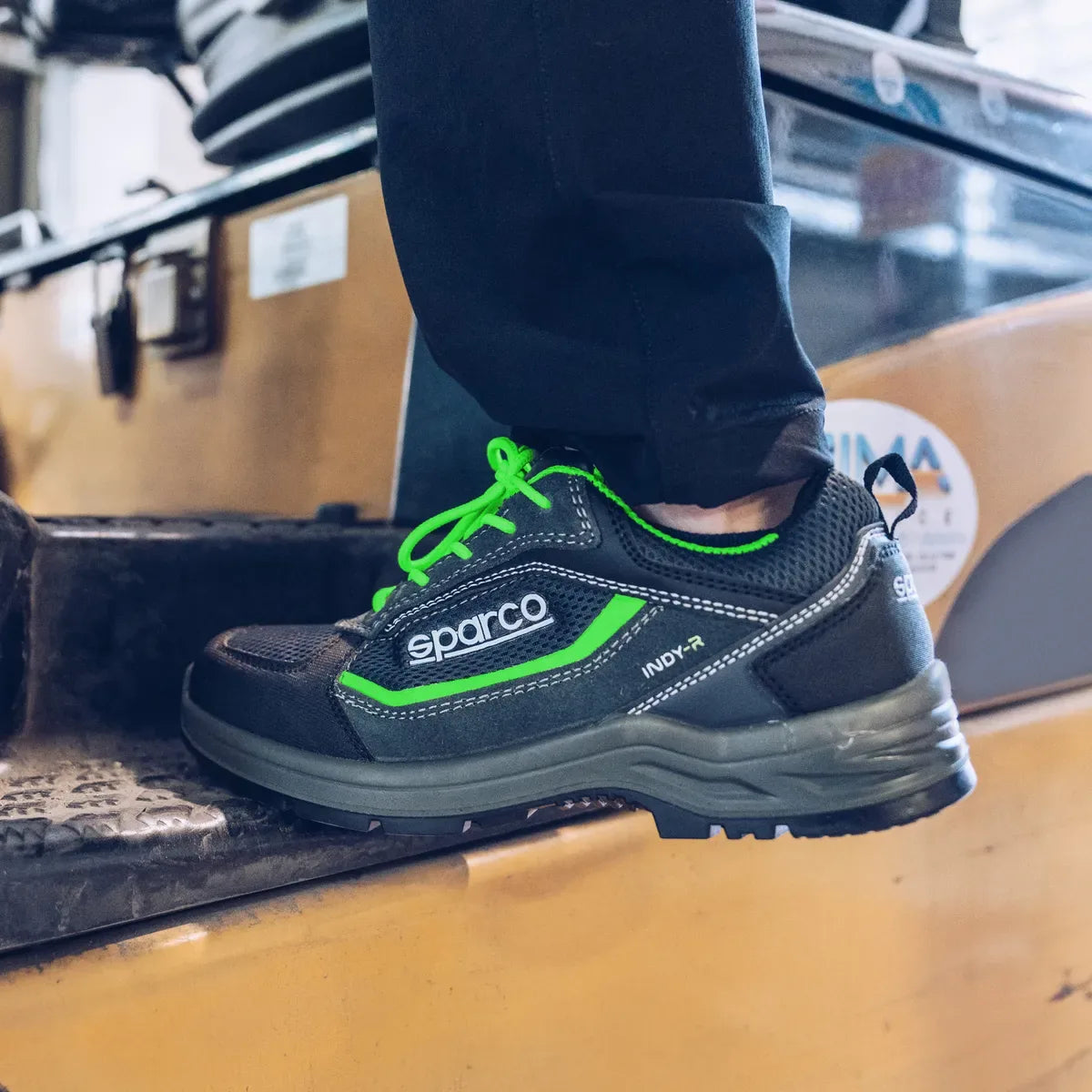 Scarpe antinfortunistiche basse Sparco Indy ESD S1PS SR FO LG in pelle scamosciata Grigio / Verde Fluo – vista 5