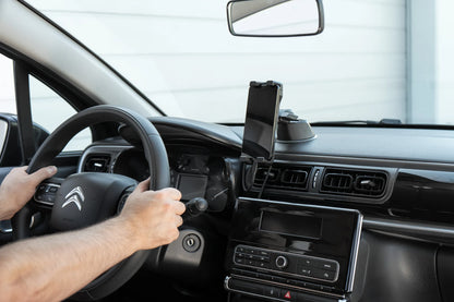 Super Grip, porta telefono e tablet con ventosa adesiva montato sul veicolo