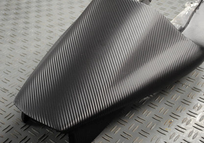 Super-Tech, pellicola adesiva carbon-look 3D montato sul veicolo, vista 6