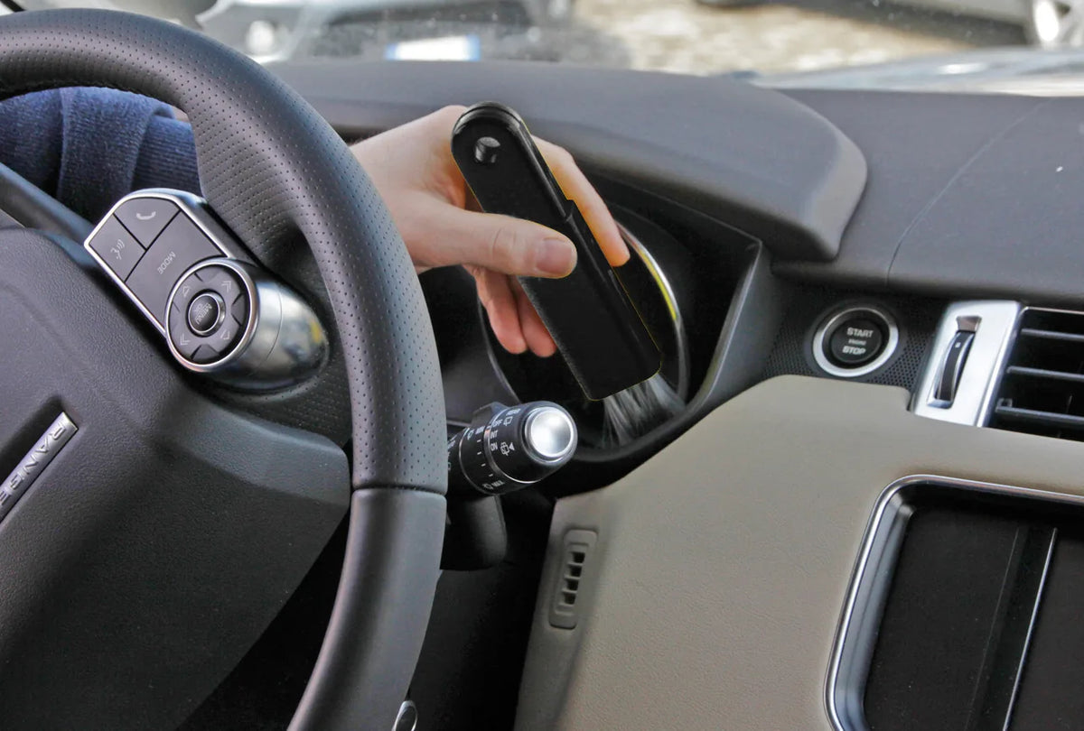 Vent-Brush, spazzola pulizia montato sul veicolo, vista 4