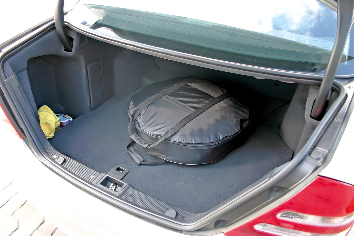 Wheel Bag, borsa copriruota di scorta montato sul veicolo
