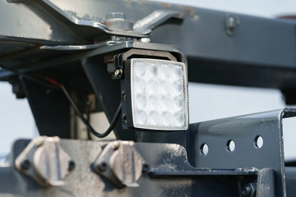 WL-26, faro ausiliario a 16 Led - 12/24V montato sul veicolo, vista 5