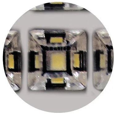 WL-27, faro ausiliario a 30 Led - 12/24V su fondo bianco, vista 3